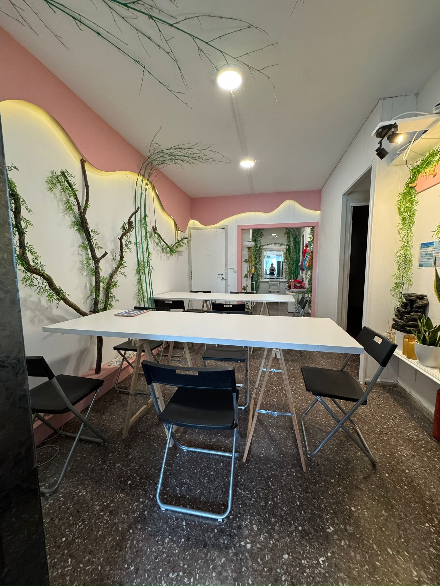 Vista principal del showroom Superwoman Style